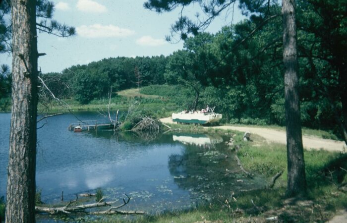 wisconsin dells boat tours schedule